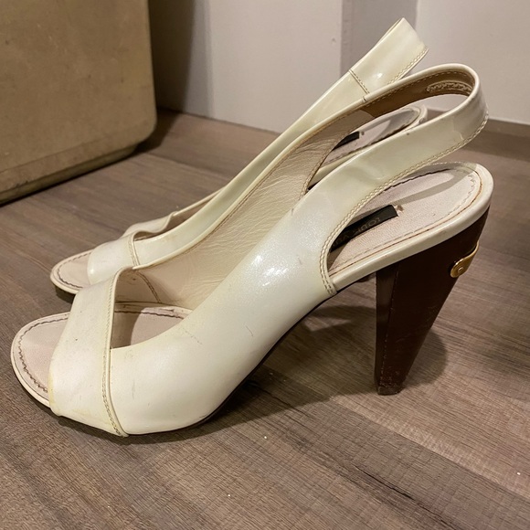 Louis vittion heels - Picture 1 of 4